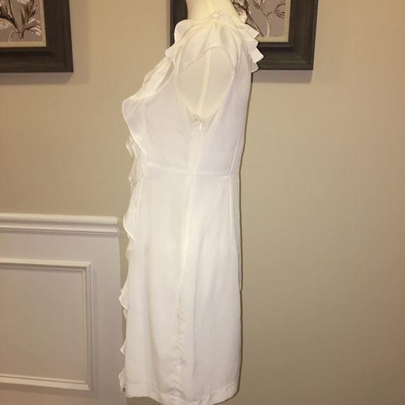 Romeo&Juliet Couture SZ M Cream Front Ruffle Dress - Picture 4 of 7